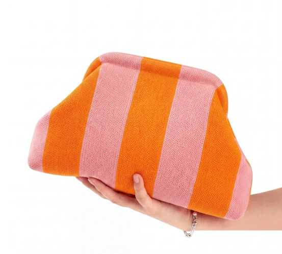 Kliq Bag - The Zipper Free Knit Makeup Bag